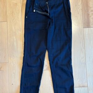 Theory Women’s Navy Capri Pants